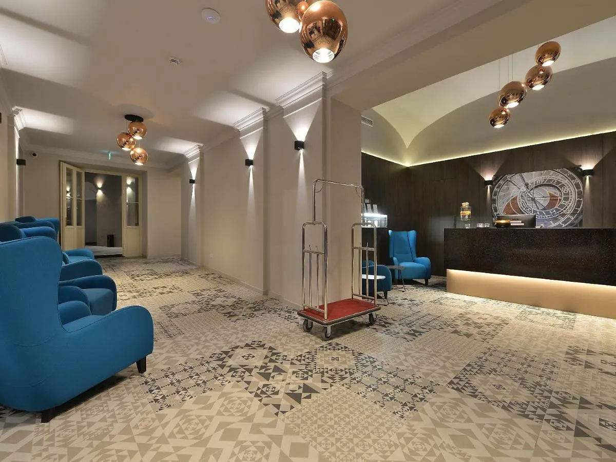Ea Hotel New Town Praag 4*,